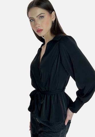 Elara Bluse in Schwarz