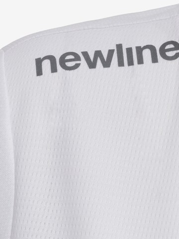 Newline - Camisa funcionais em branco