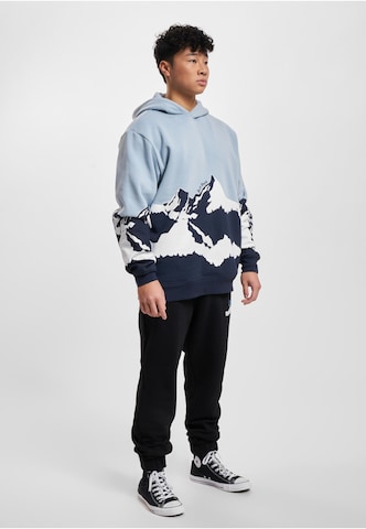 Sweat-shirt 'The Peak' Just Rhyse en bleu