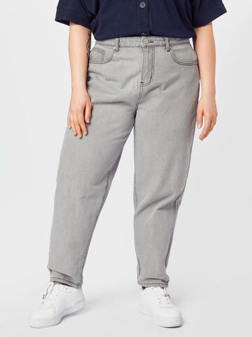 GLAMOROUS CURVE Tapered Jeans in Grey: front