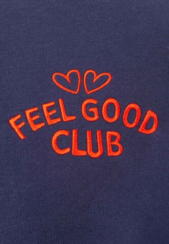 Zwillingsherz Sweatshirt 'FEEL GOOD CLUB' in Blauw