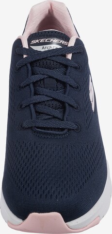 SKECHERS Sneaker in Blau