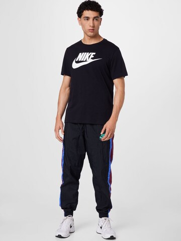 Nike Sportswear Tapered Broek in Zwart