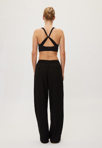 Wide Leg Pantalon à pince rethinkit studios en noir
