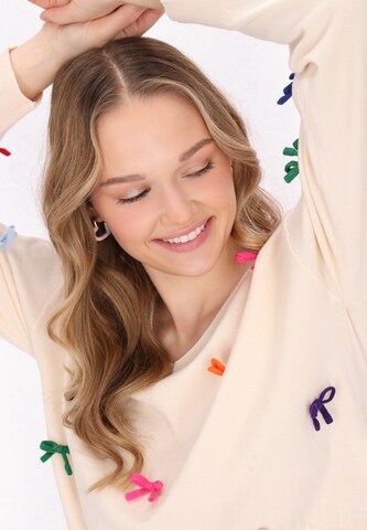 MYMO Pulover 'Comfy' | bela barva