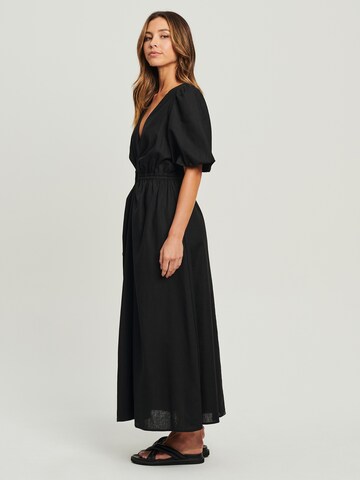 Calli Φόρεμα σε μαύρο