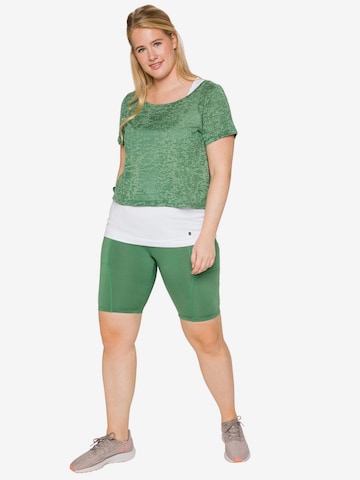 SHEEGO Performance Shirt in Green