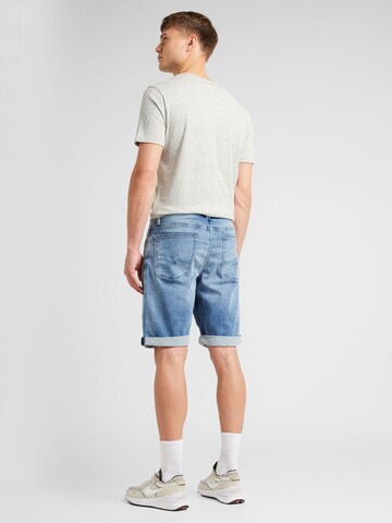 QS Regular Shorts in Blau
