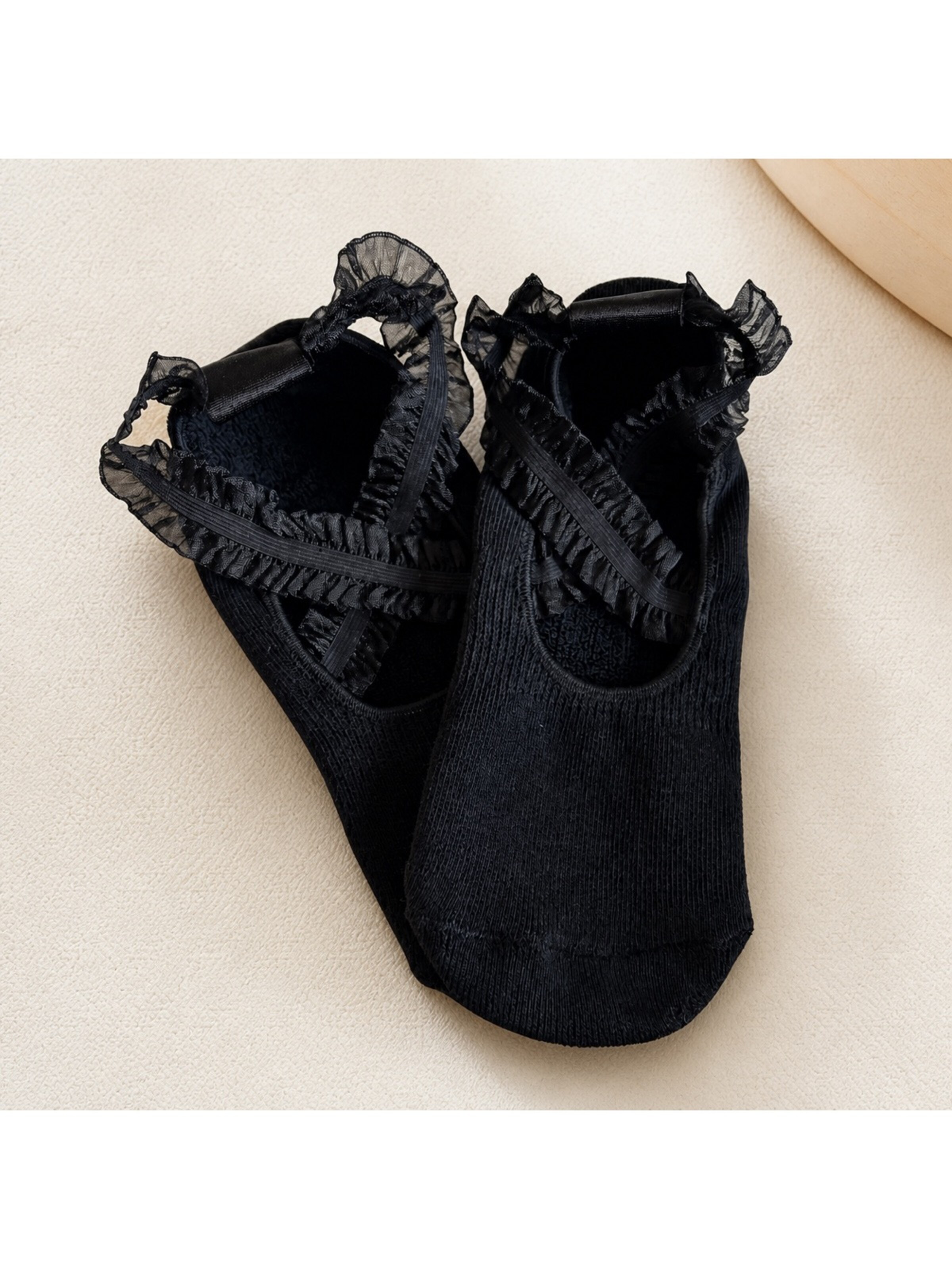 KORRHAUS Sports socks 'Noir Ballet' in Black