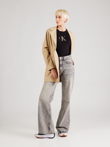 Maglietta di Calvin Klein Jeans in nero