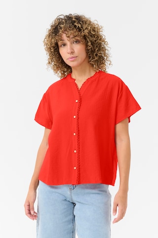 Chemisier 'Lori' Cream en rouge : devant