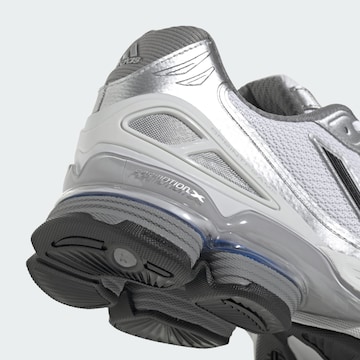 Baskets basses 'Formotion F50' ADIDAS ORIGINALS en blanc