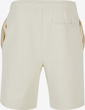 Regular Pantaloni de la Urban Classics pe alb