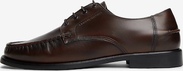 TOMMY HILFIGER Schnürschuh in Braun: Vorderseite
