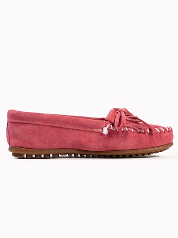 Minnetonka Mokassin 'Kilty' in Pink