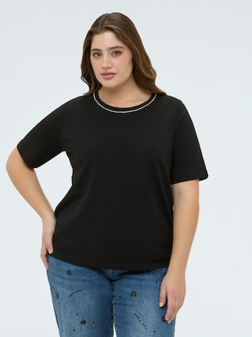 Fiorella Rubino Shirt in Black: front