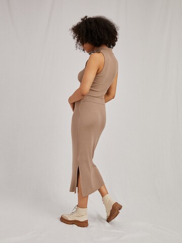A LOT LESS - Falda 'Gigi' en beige