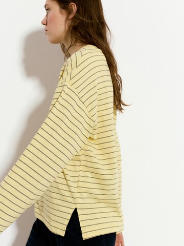 T-shirt Pull&Bear en jaune
