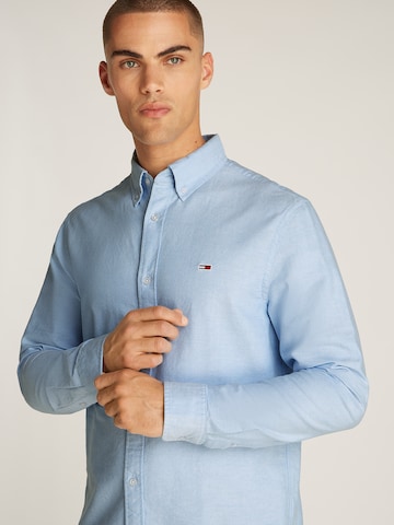 Tommy Jeans Средняя посадка Рубашка в Синий