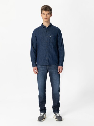 MUD Jeans Regular fit Button Up Shirt 'Stanley ' in Blue