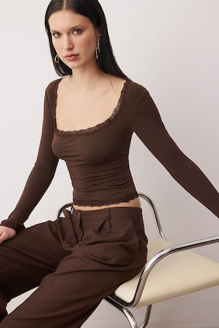 Maglietta di Trendyol in marrone