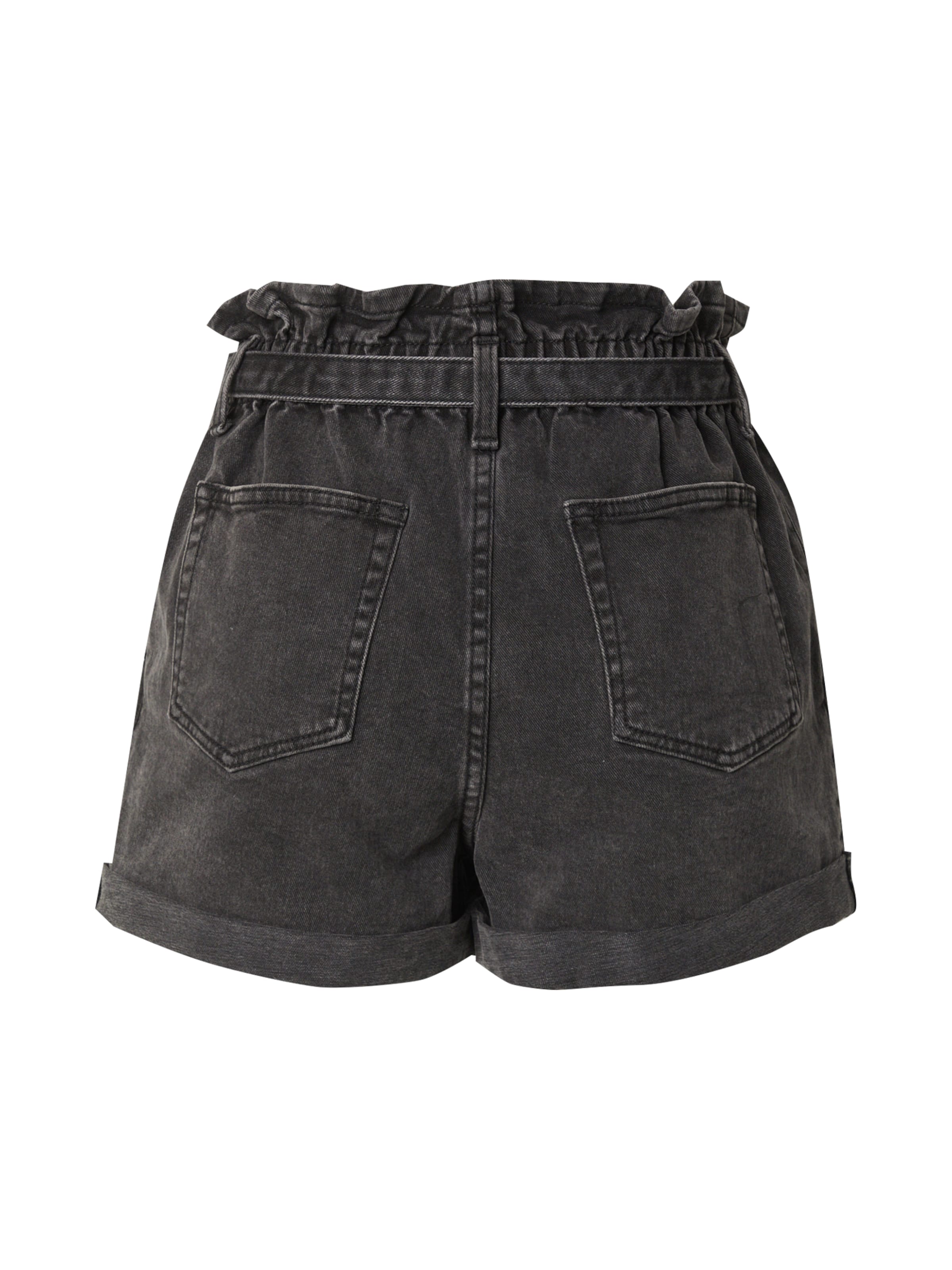 Regular Jean 'Isa' Hoermanseder en noir