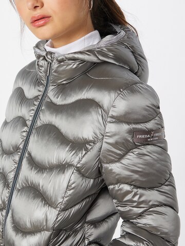 Frieda & Freddies NY Between-Season Jacket 'Thermolite' in Grey