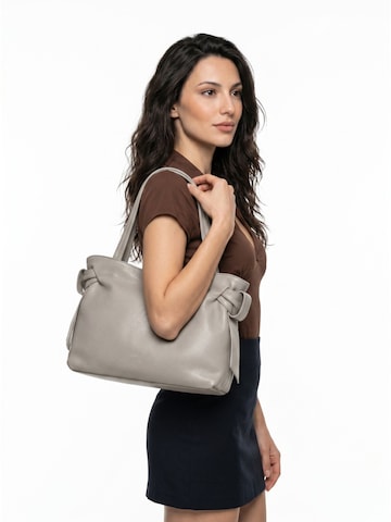 Samantha Look Handbag in Grey