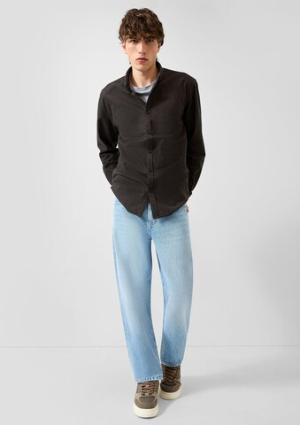 QS - Ajuste regular Camisa en marrón: frente
