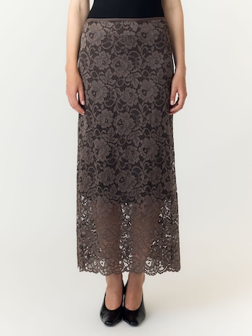 YAS Rock 'LACEY' in Braun: Vorderseite