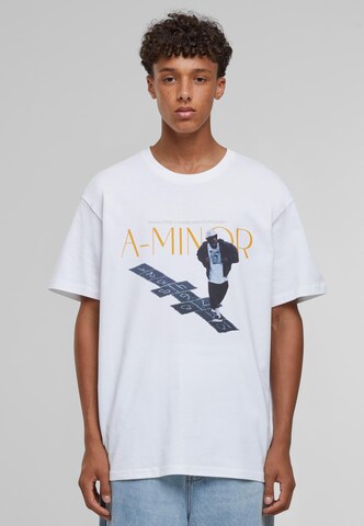 MT Upscale Shirt 'A-Minor' in Weiß: Vorderseite