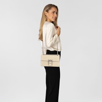 Borsa a tracolla 'Love One' di PINKO in beige: frontale