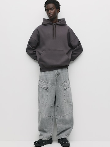 Pull&Bear Sweatshirt in Grau: Vorderseite