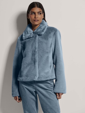 Veste mi-saison MADELEINE en bleu : devant