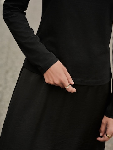 Next Μπλουζάκι σε μαύρο