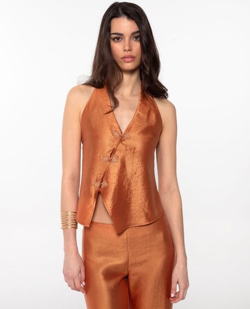 THE-ARE Top in Orange: front