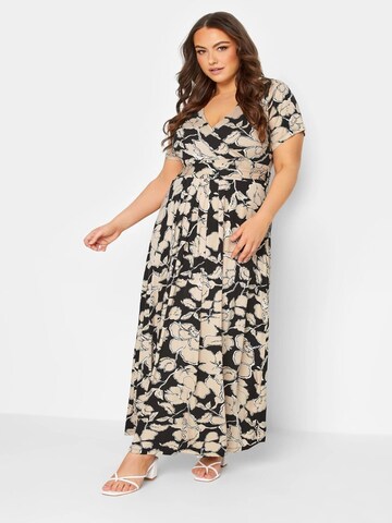 Stil Diva Kleid‌‌ in Beige: Vorderseite
