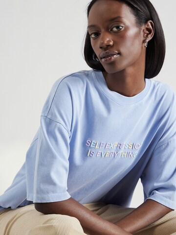 T-shirt oversize 'Contentment' florence by mills exclusive for ABOUT YOU en bleu