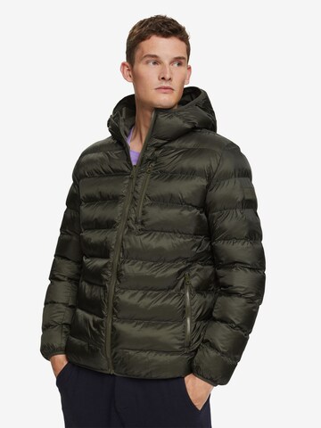 ESPRIT Winter Jacket in Green: front