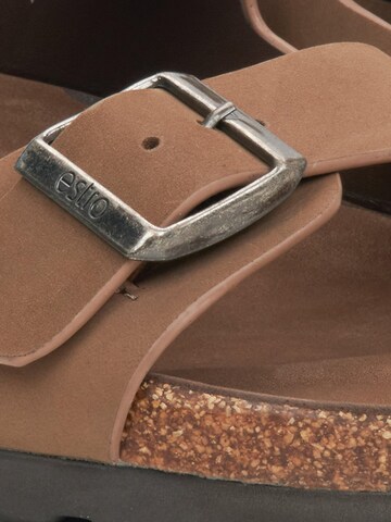Estro Sandals '918-1' in Brown