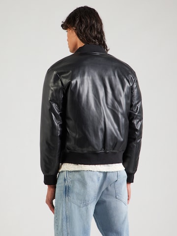 ARMANI EXCHANGE Kevad-sügisjope, värv must