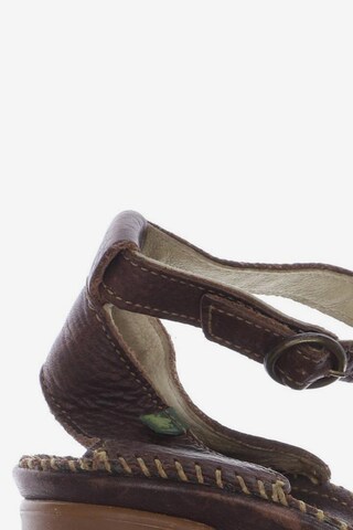 EL NATURALISTA Sandals & High-Heeled Sandals in 38 in Brown