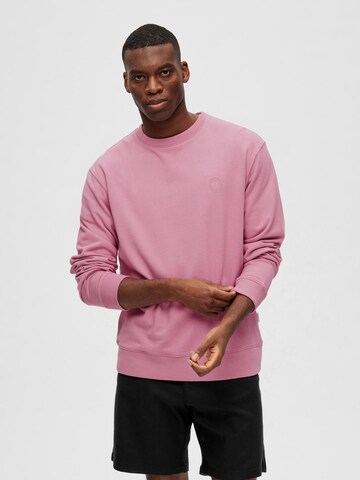 Sweat-shirt 'Soon' SELECTED HOMME en rose : devant