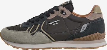 Baskets basses 'Brit City' Pepe Jeans en gris : devant