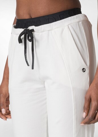 DEHA Tapered Trousers in White