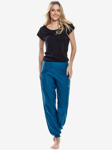 Winshape Zúžený Sportovní kalhoty 'LEI101C' – modrá
