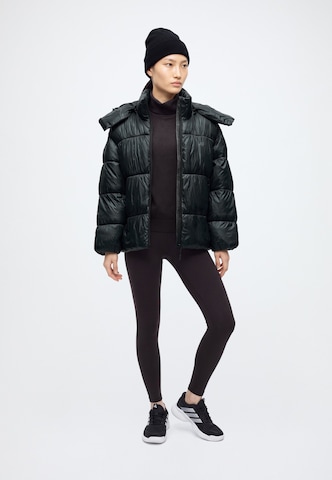 4F Outdoor jacket in Black