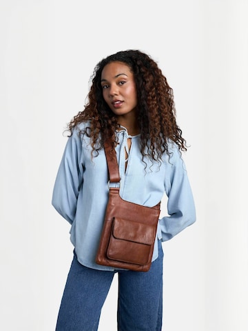 RE:DESIGNED Shopper ' Sara Small ' in Brown: front