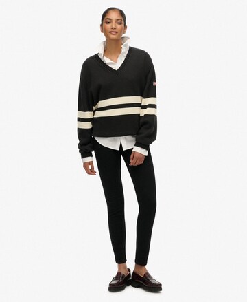 Superdry Trui in Groen: voorkant