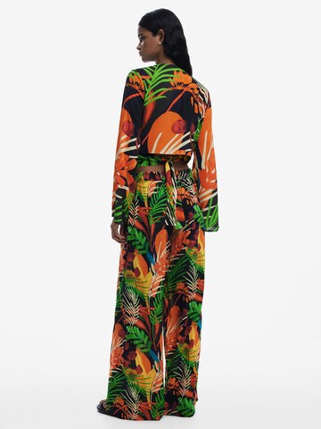 Regular Pantalon Desigual en noir